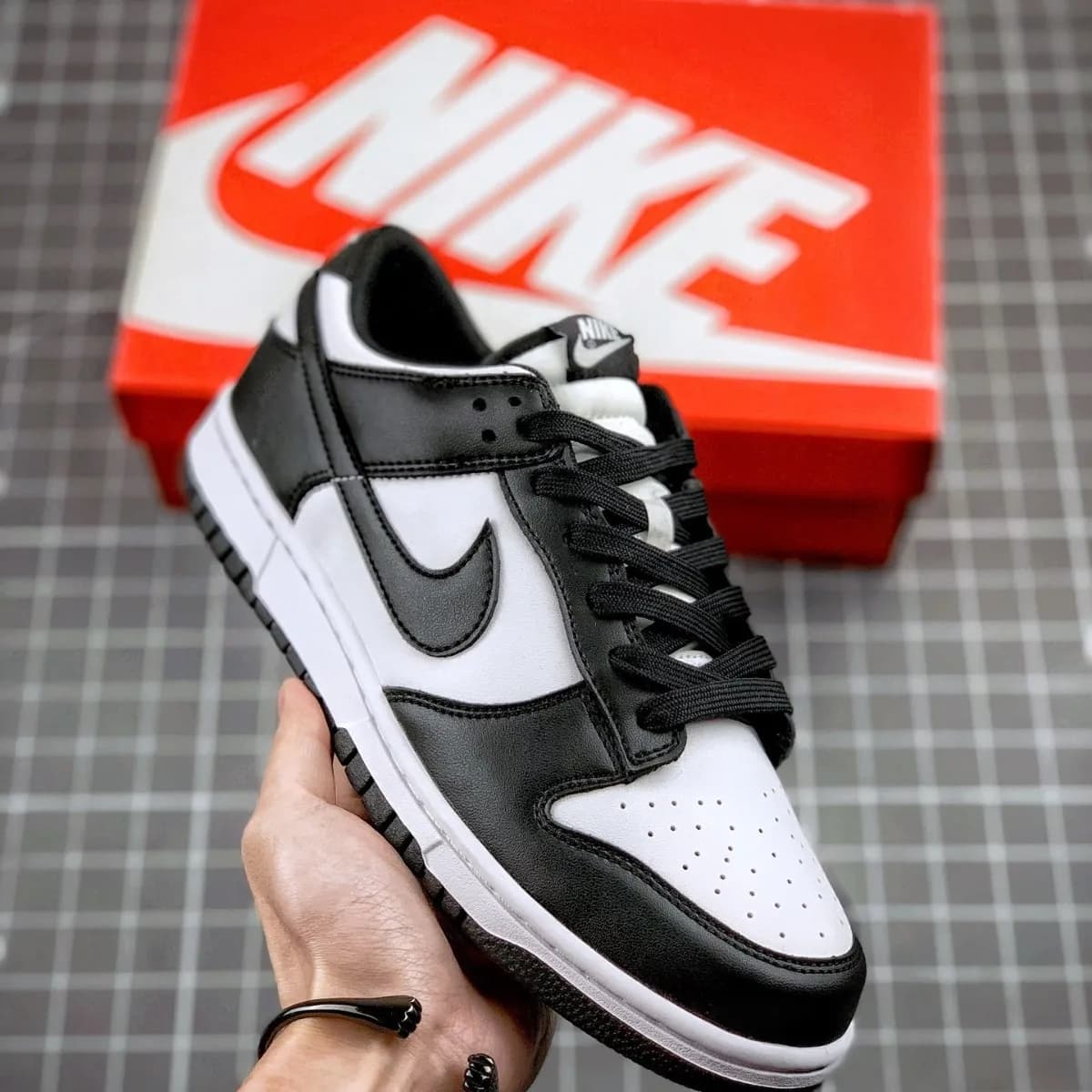 nike  Low dunk - Image 3