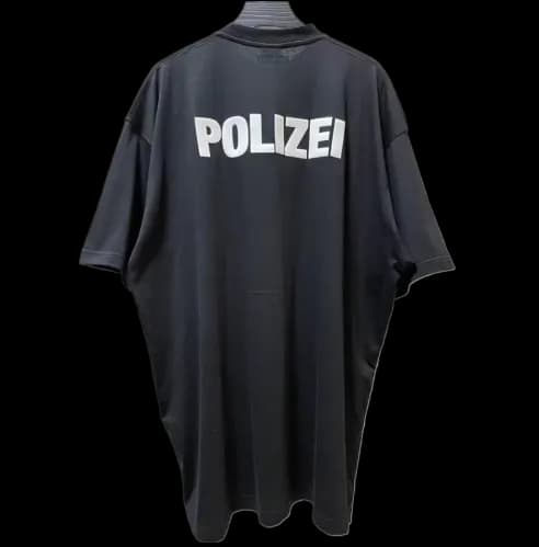 VETEMENTS POLIZEI TEE