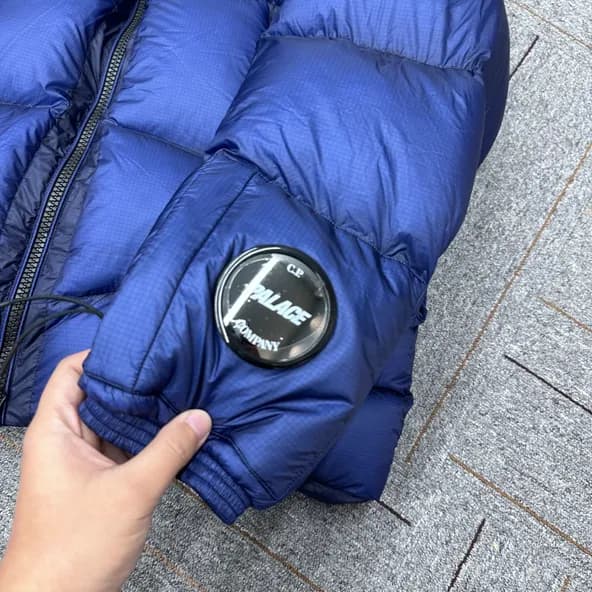 PALACE C.P. COMPANY PUFFA BRIGHT COBALT - Image 7