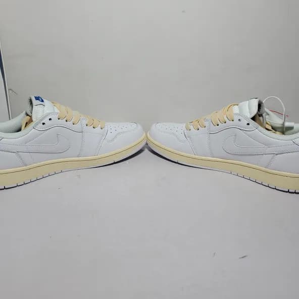 Travis Scott x Air Jordan 1  Low White Blue - Image 2