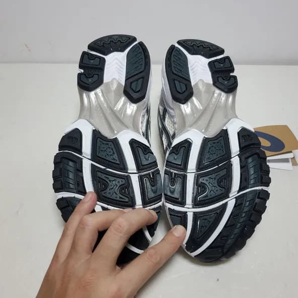 Asics Gel Kayano 14  Cream Scarab - Image 2