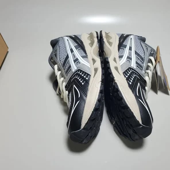 Asics Gel Kayano 14  Black Glacier Grey - Image 5