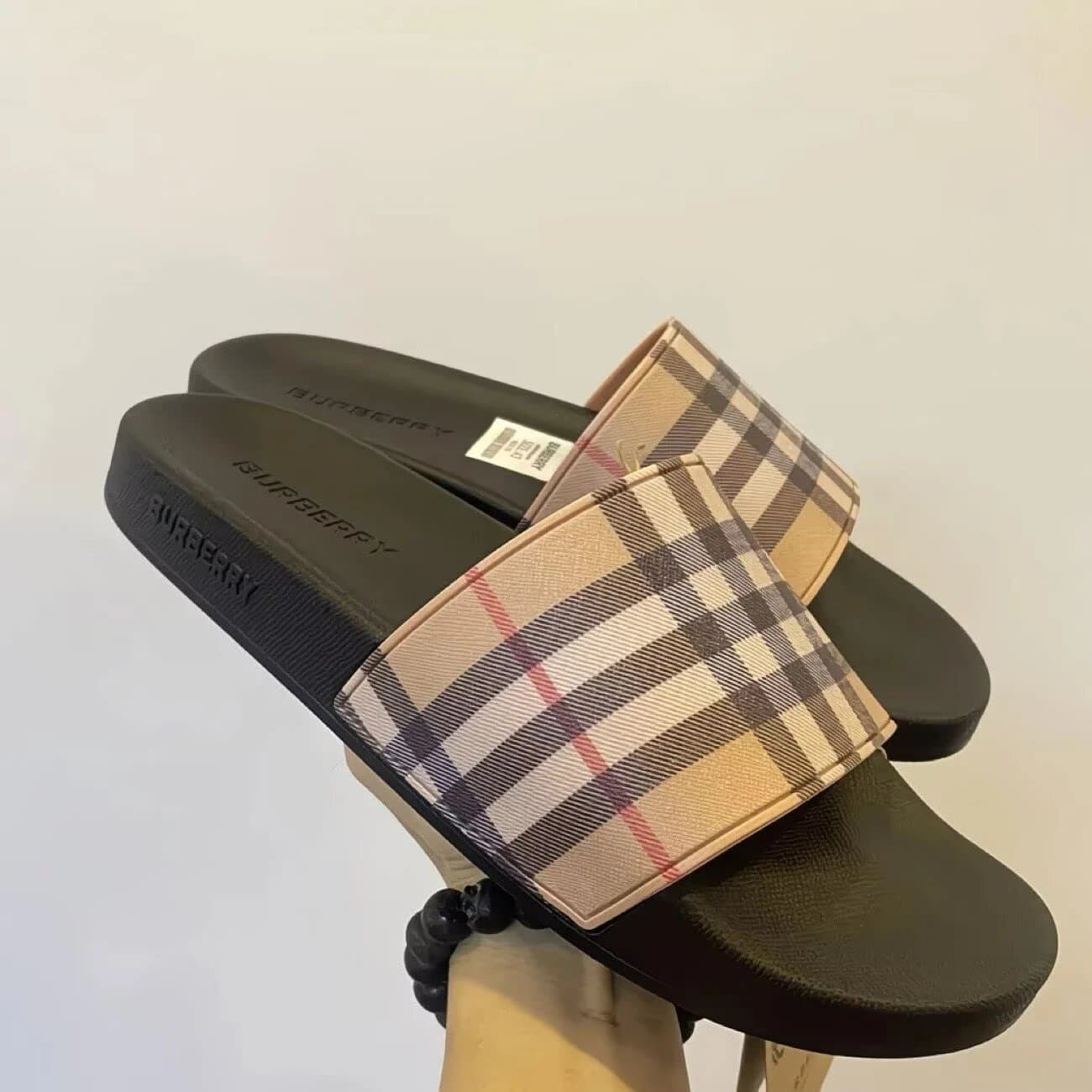 Logo Slide Sandals - OrientDig Spreadsheet