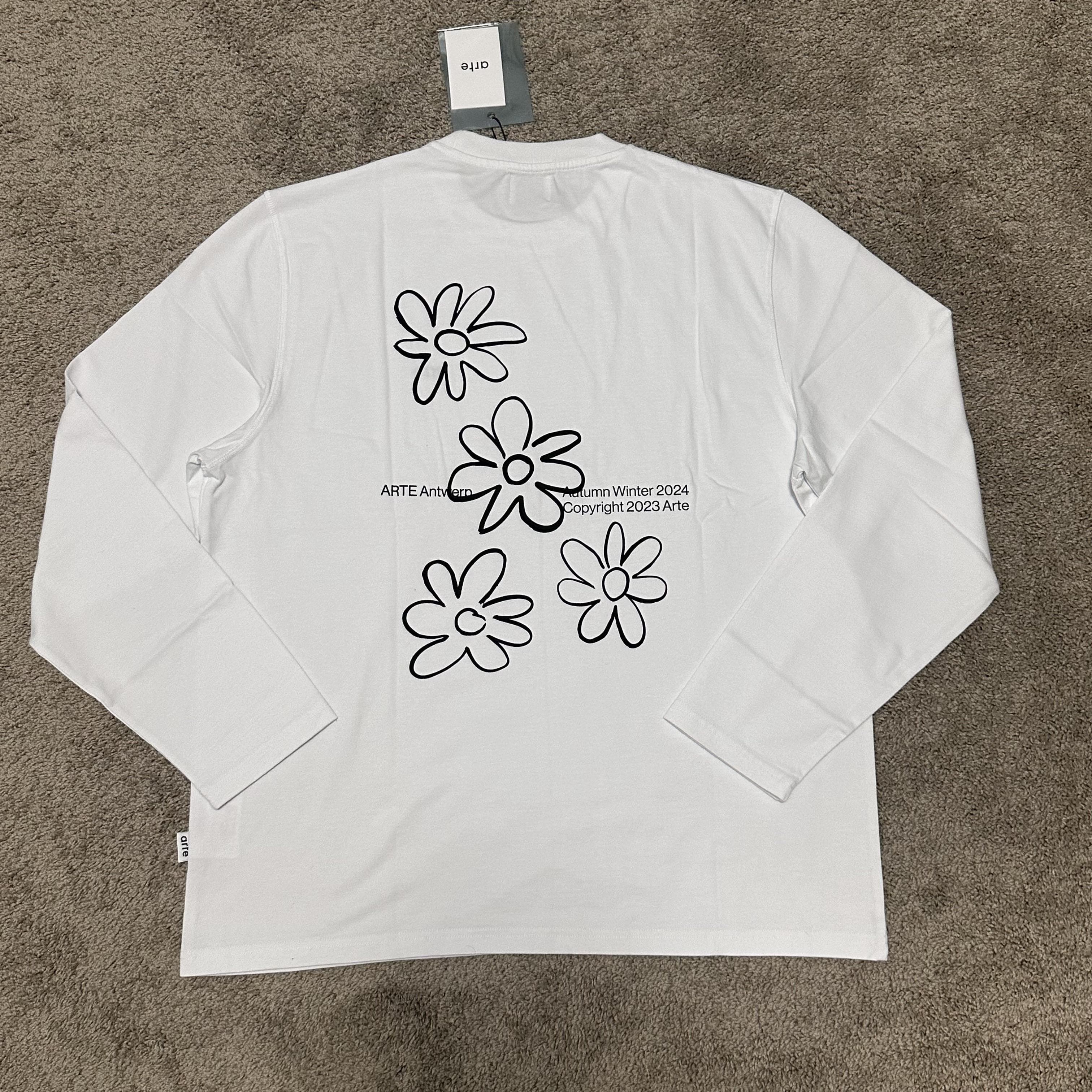 Arte Long-Sleeve