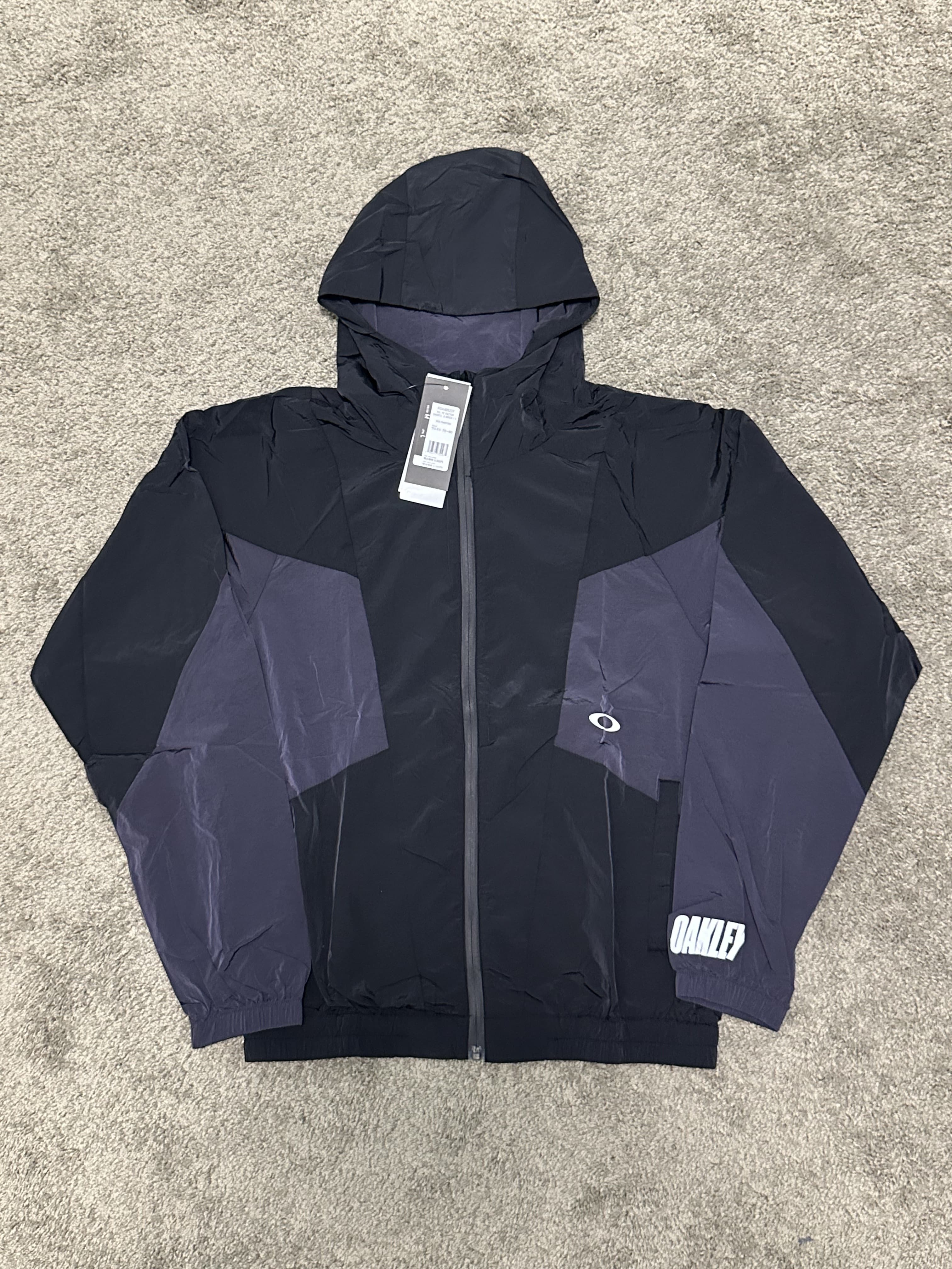 Oakley Windbreaker