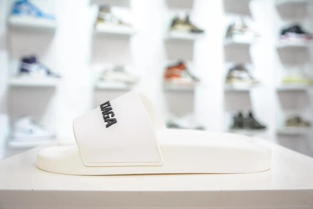 Balenciaga Pool Slides - Image 10