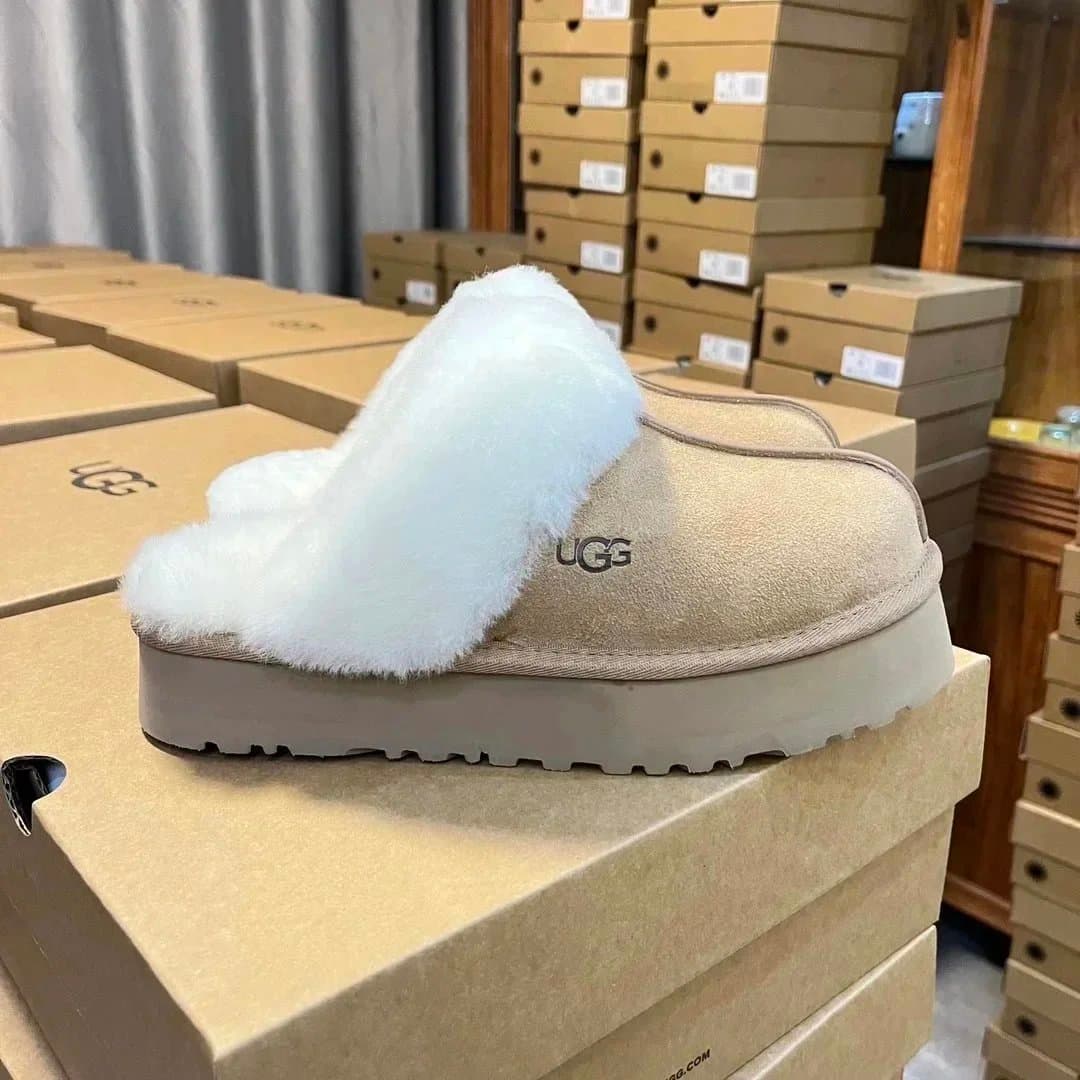 UGG Ultra Mini Platform Chestnut - Image 4