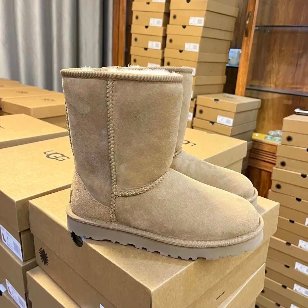 UGG Ultra Mini Platform Chestnut - Image 12