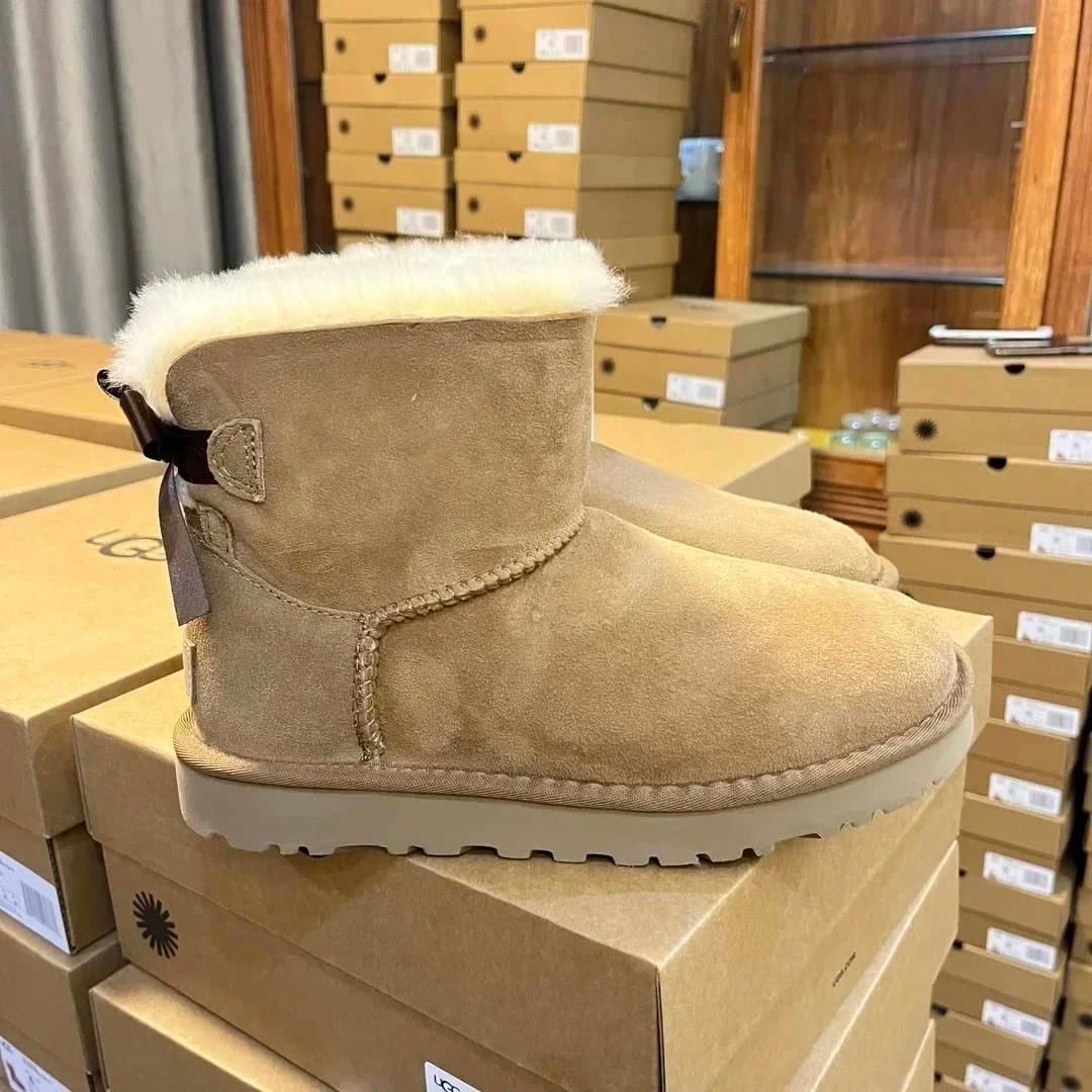 UGG Ultra Mini Platform Chestnut - Image 11