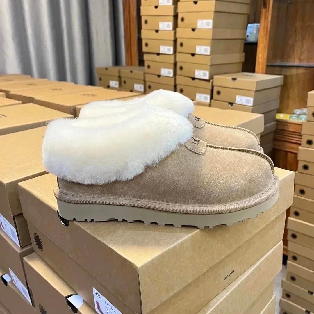 UGG Ultra Mini Platform Chestnut - Image 10
