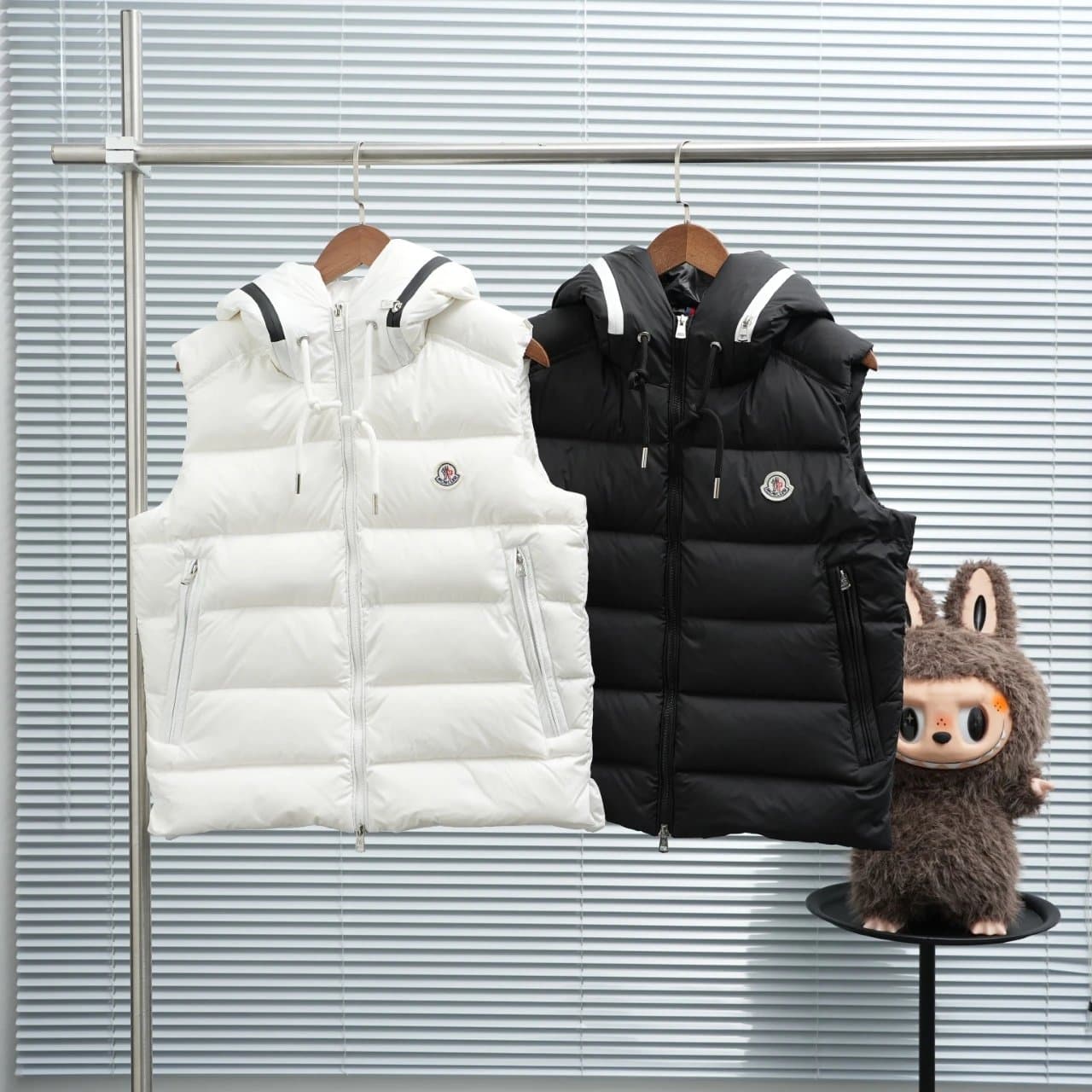 Moncler Down Vest - OrientDig Spreadsheet