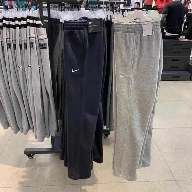 NIKE PANTS